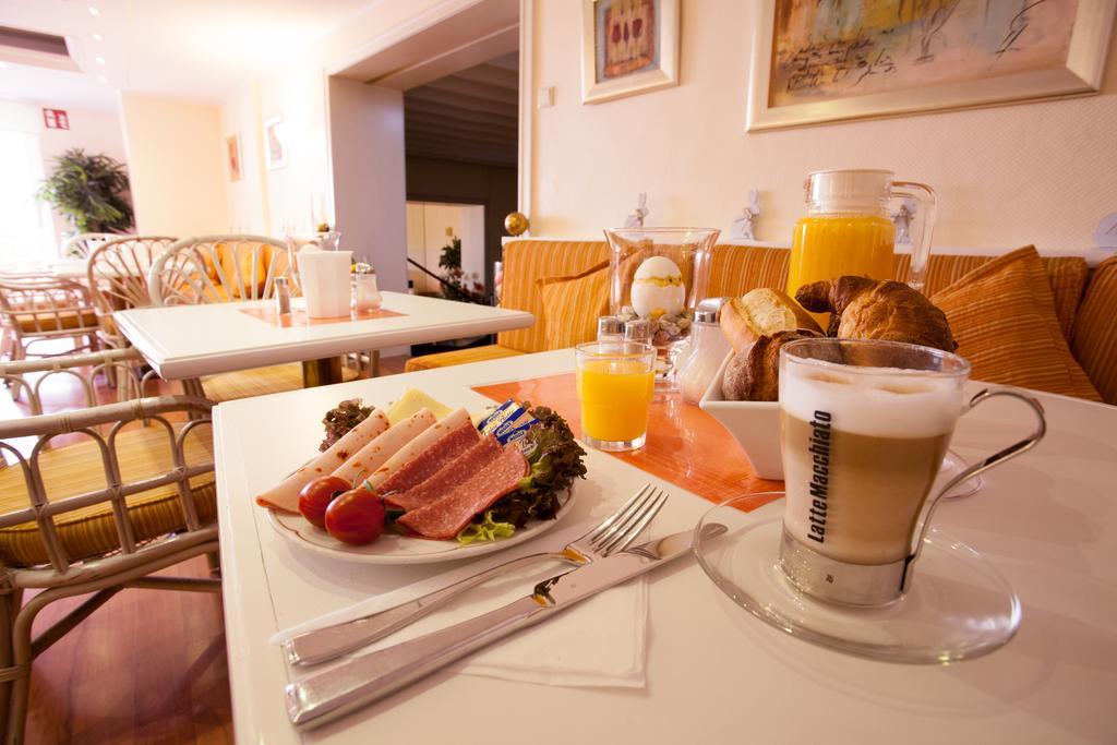 Trip Inn Hotel Ariane Kolín nad Rýnem Pokoj fotografie