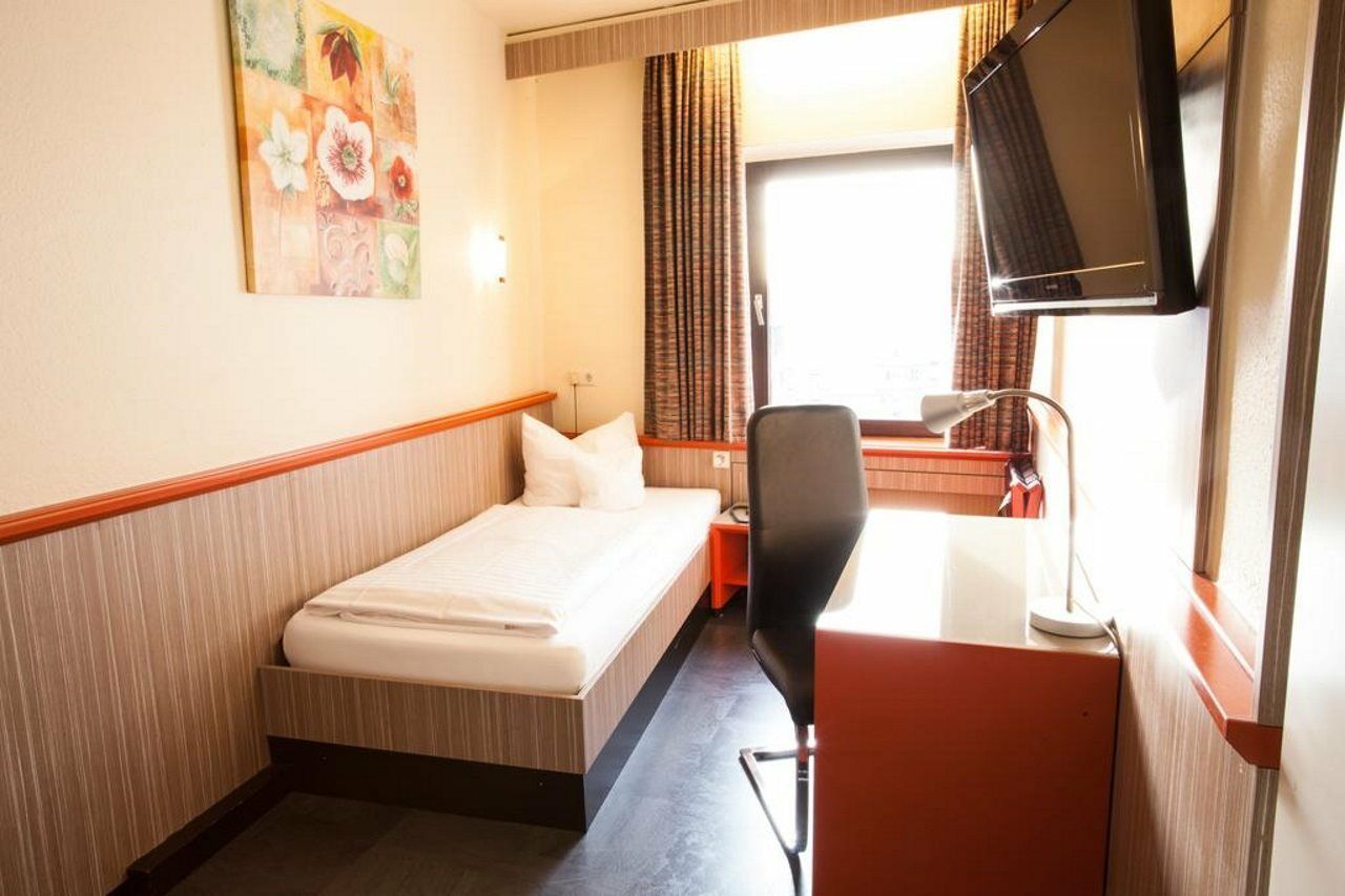 Trip Inn Hotel Ariane Kolín nad Rýnem Exteriér fotografie